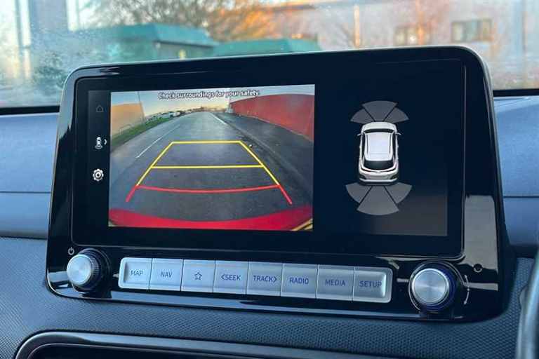 2022 Hyundai KONA 64kWh Premium SUV 5dr Electric Auto (10.5kW Charger) (204 ps) SUV Electric Auto...