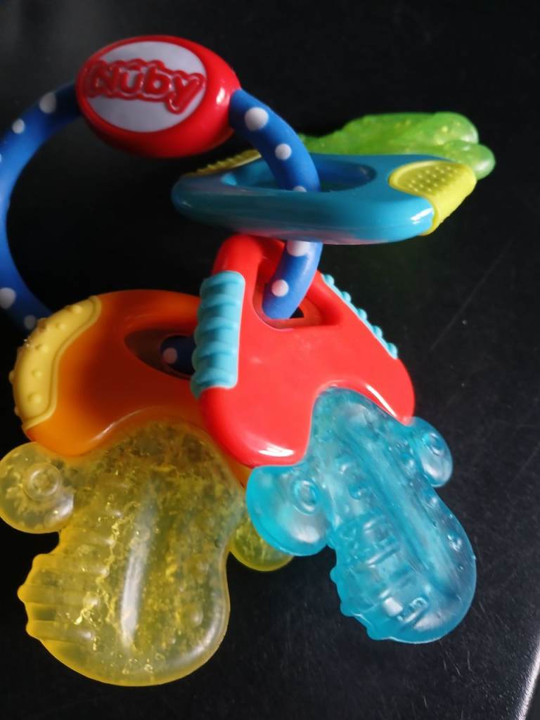 BABIES RATTLE/SOOTHER