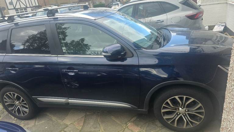Quick sale Mitsubishi Outlander 