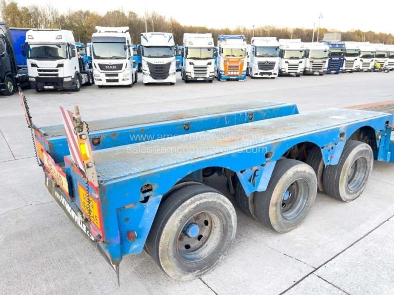 FAYMONVILLE STBZ-3VA Low Bed 3 Axle 