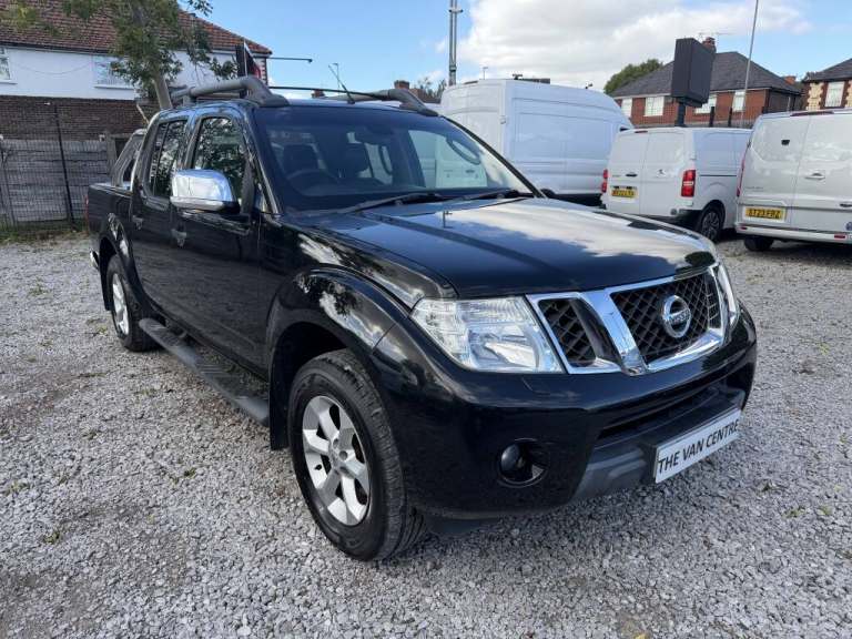 2014 Nissan Navara TEKNA 2.5 DCI 4X4 DCB AUTOMATIC - A/C *NO VAT* Pickup Diesel Automatic