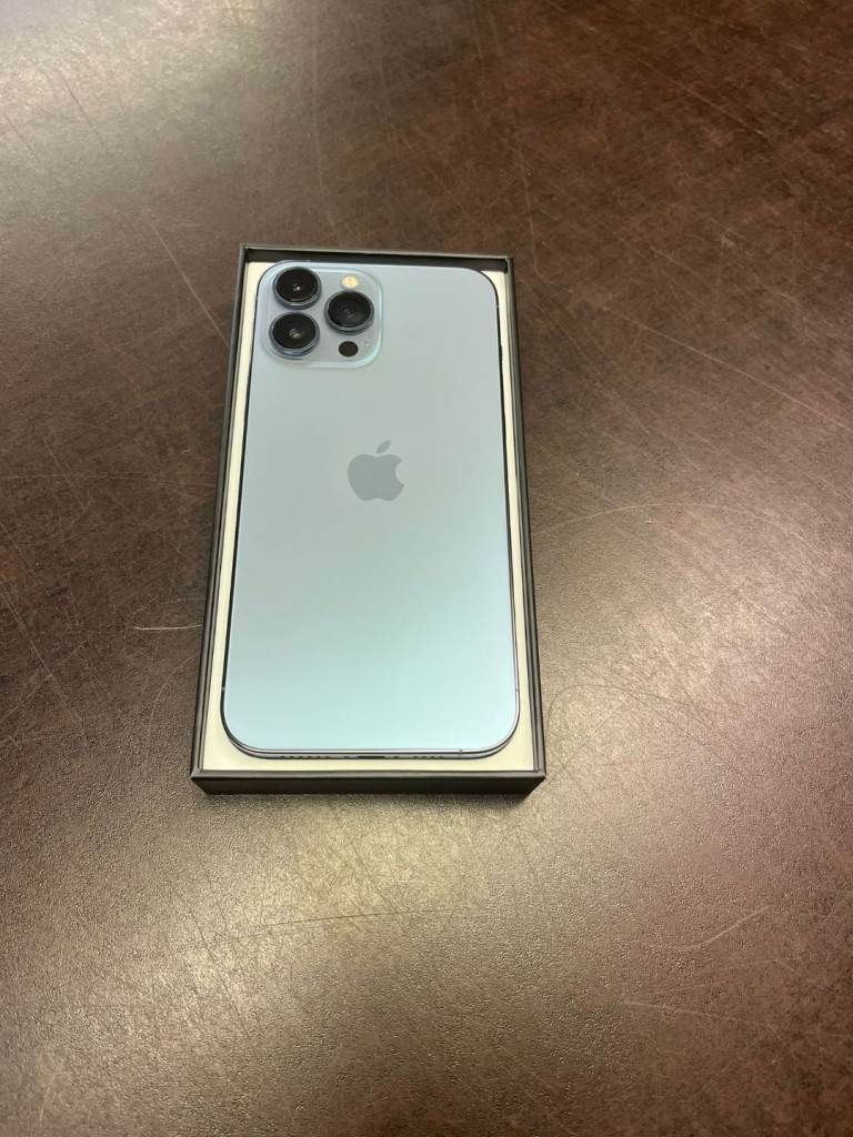 iPhone 13 Pro 128gb £270 256gb £290 512gb £320 unlocked with warranty
