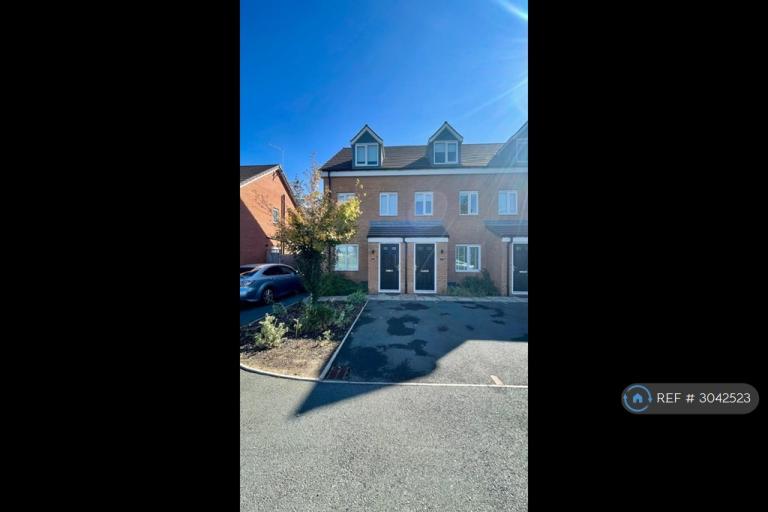 3 bedroom house in Mirpur Close, Coventry, CV6 (3 bed) (#3042523)