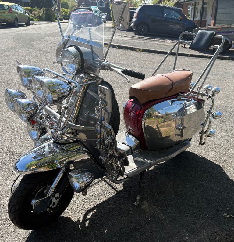 Lambretta Jet 200 SX200 UK Scooter from new sx 200 Classic 2 stroke Matching Numbers 