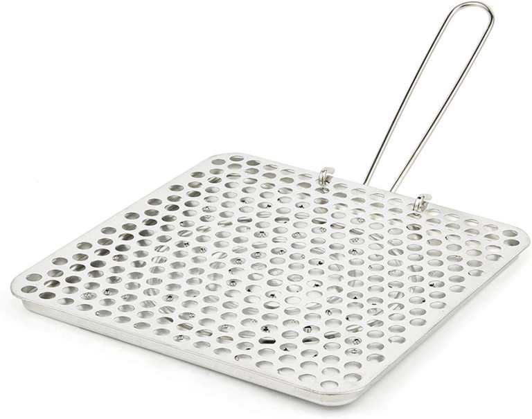 F R E E B I E = GRILL BASKET