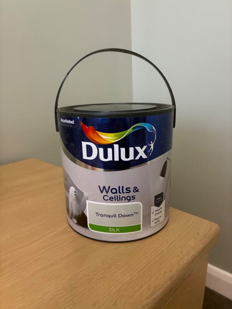 Dulux paint silk tranquil Dawn 2.5lt Unopened 