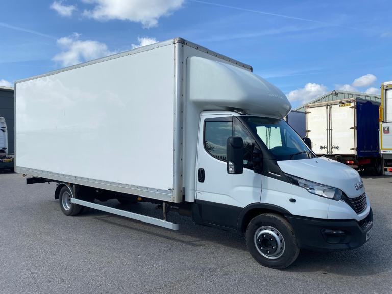 2020/70 IVECO DAILY 70C (180 BHP) 7.2 TONNE BOX, IDEAL FOR FURNITURE INDUSTRY