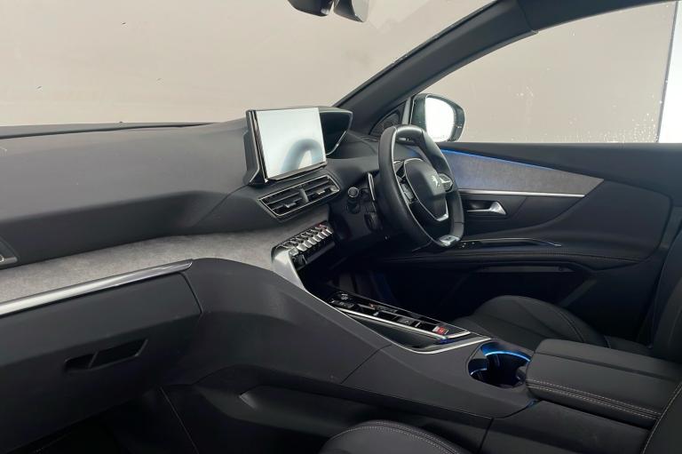  Peugeot 3008 SUV Hybrid 1.6 13.2kwh Gt Suv 5dr Petrol Plug In Hybrid E Eat 4wd