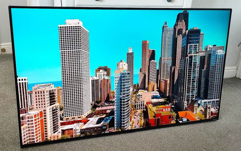 55" LG SMART WALL MOUNT 4K ULTRA HD SLIM HDR LED WIFI APPS TV RC NEW WALL BRACKETS- FREE DELIVERY