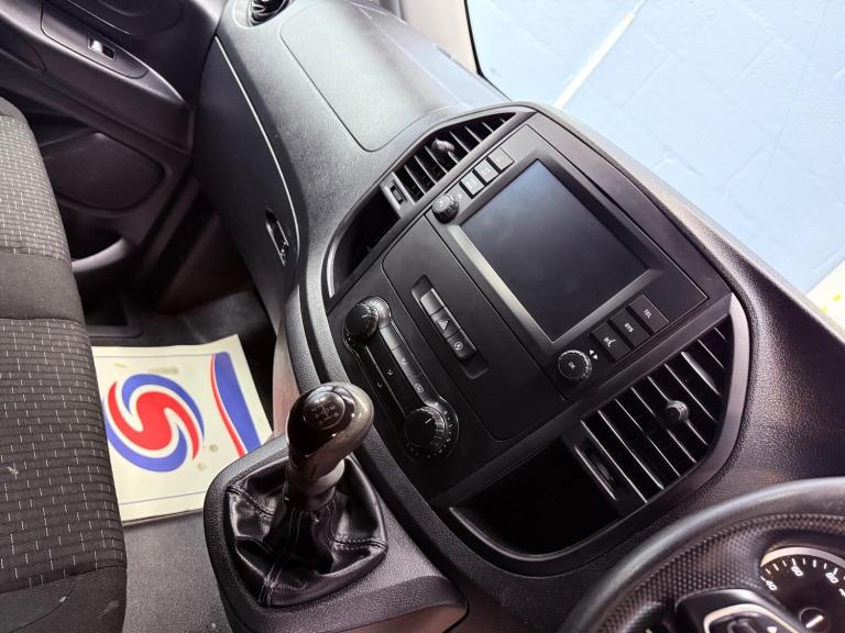 2020 Mercedes-Benz Vito 1.7 114 CDI Progressive FWD L2 Euro 6 (s/s) 5dr (LWB) PANEL VAN Diesel Ma...