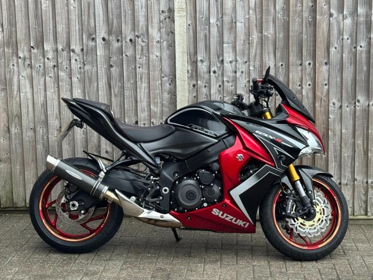 SUZUKI GSX S1000F AL8 ABS 2018 (18) + 4,055 MILES + HUGE SPEC + FINANCE AVAILABL