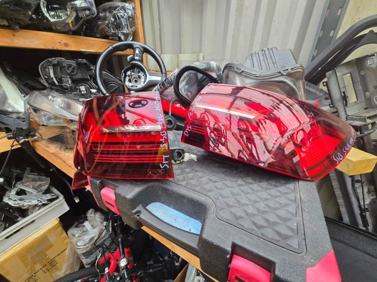 AUDI A4 B9.5 AVANT ESTATE SINGLE REAR BACK OUTER TAIL LIGHT LED Breaking Parts. 