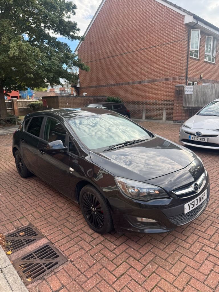 Vauxhall, ASTRA, Hatchback, 2013, Manual, 1398 (cc), 5 doors
