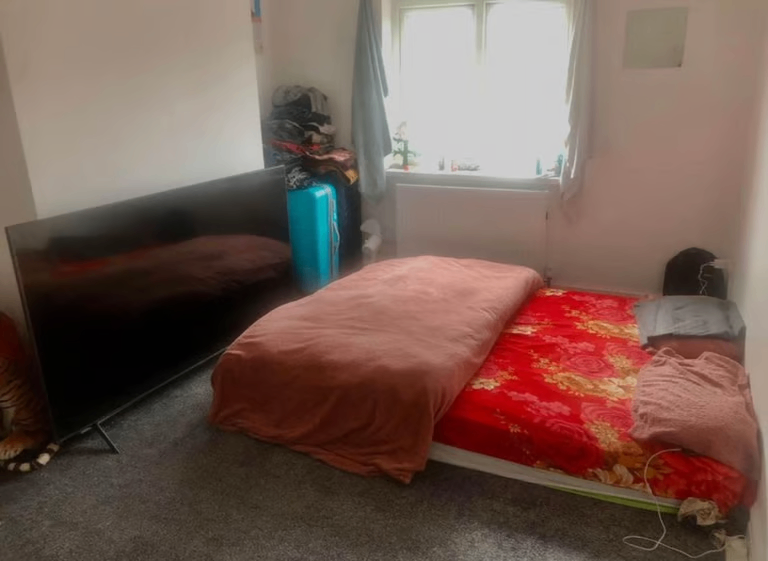 Spacious & Cosy double room for rent WS10 8TS