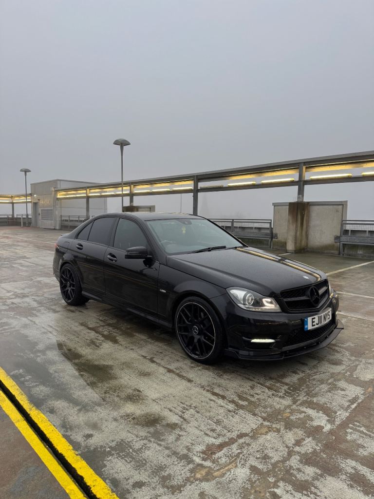 Mercedes-Benz, C CLASS, Saloon, 2011, Semi-Auto, 2143 (cc), 4 doors