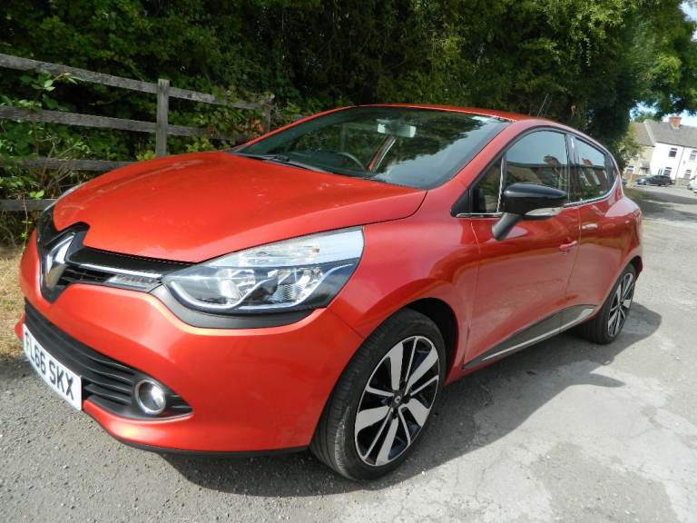 Renault, CLIO 1.5 dci, Hatchback, 2016, 66 Reg, Manual, 1461 (cc), 5 doors Red, 32,750 Miles F/S/H