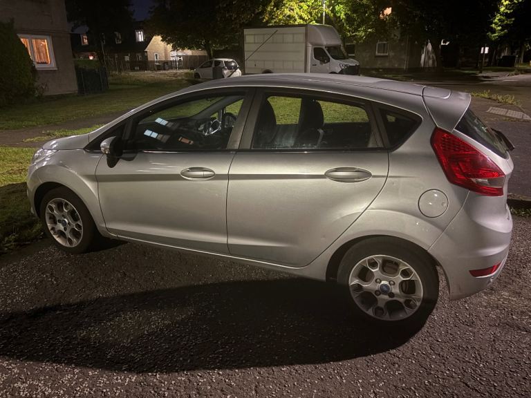 Ford, FIESTA, Hatchback, 2012, Manual, 1242 (cc), 5 doors