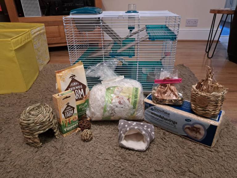XL Hamster Cage and accessories 