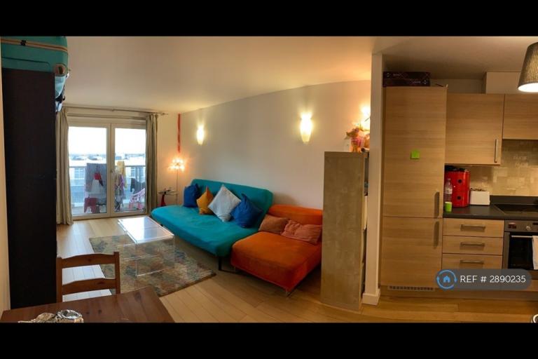 1 bedroom flat in Forum House, Wembley, HA9 (1 bed) (#2890235)