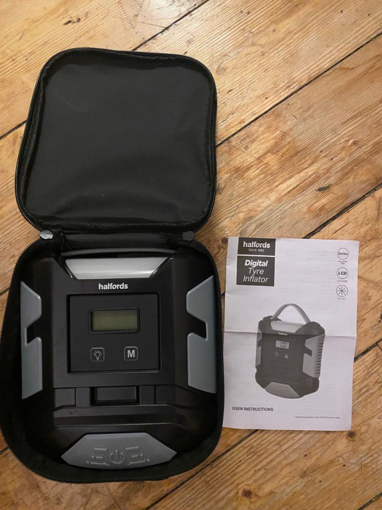 image for Halfords Rapid Digital Tyre Inflator