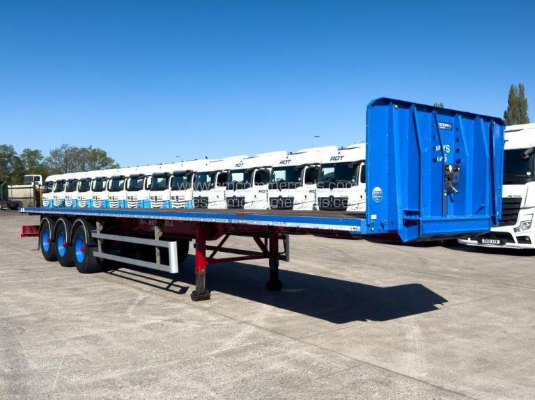 SDC FLATBED TRI AXLE TRAILER