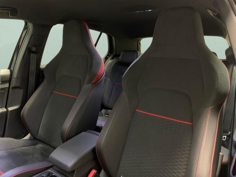 2022 Volkswagen Golf 2.0 TSI GTI Clubsport Hatchback 5dr Petrol DSG Euro 6 (s/s) (300 ps) - DIGI ...