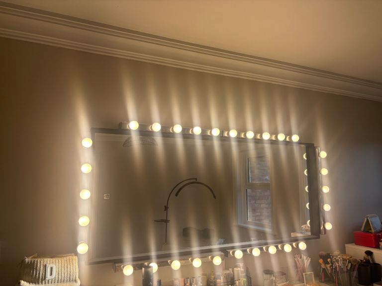 IKEA Hollywood lights & Mirror 