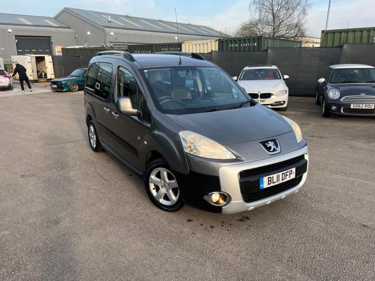 2011 PEUGEOT PARTNER TEPEE MULTI SPACE VAN 1.6 HDI ideal MICRO CAMPER PX