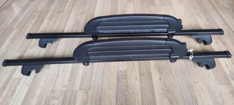 image for Roof bars and skis carrier