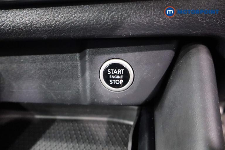 2022 Nissan Qashqai 1.3 DiG-T MH N-Connecta 5dr SUV Petrol Manual