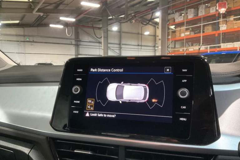 2022 Volkswagen T-Roc 1.5 TSI Life 5dr- Apple Car Play Manual Hatchback Petrol Manual