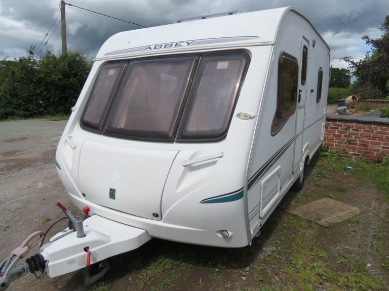 2005 4 Berth Fixed Bed Can Deliver