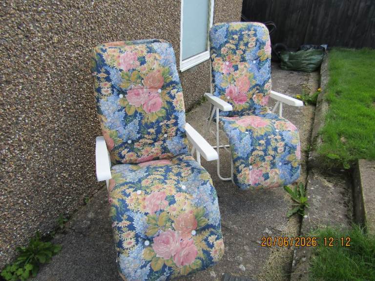 TWO VINTAGE 1970's SUN LOUNGERS 