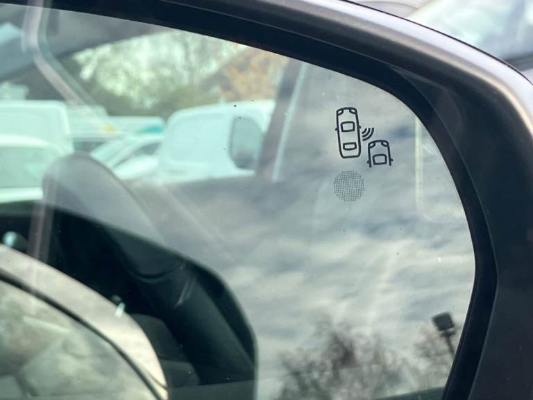 2023 Vauxhall Grandland 1.2 Turbo Ultimate 5dr Hatchback PETROL Manual