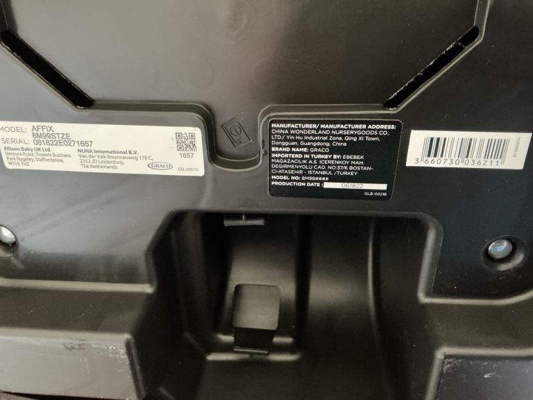 GRACO Affix Adjustable Highback Booster Car Seat with isoCatch™ Connectors - Group 2/3