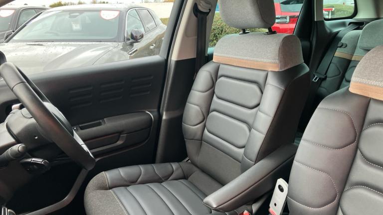 2023 Citroen C3 Aircross 1.2 PureTech 130 Shine Plus 5dr EAT6 Petrol Hatchback Hatchback Petrol A...