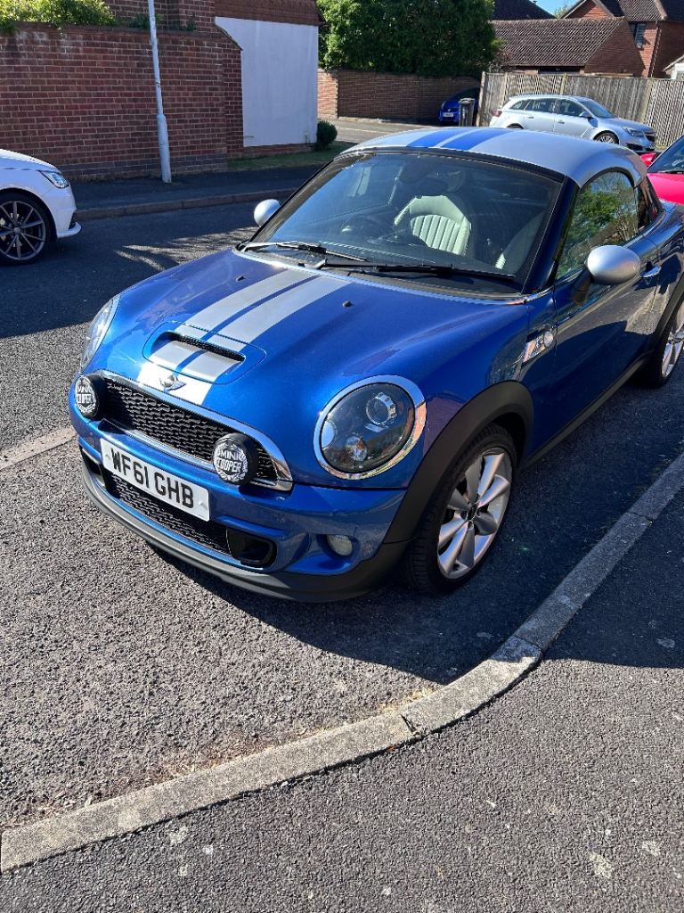Stunning two seater mini coupe S