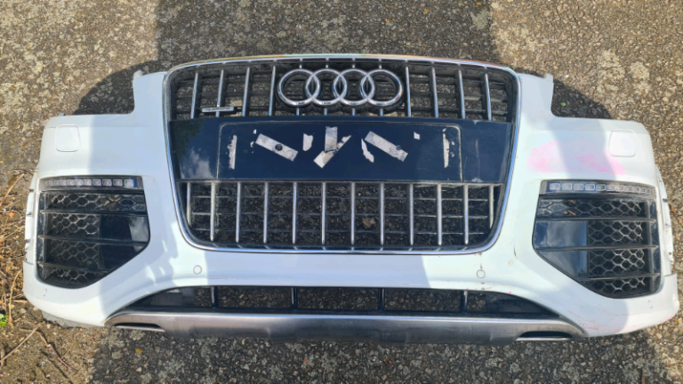 AUDI Q7 - V12 - SLINE - FRONT BUMPER - COMPLETE