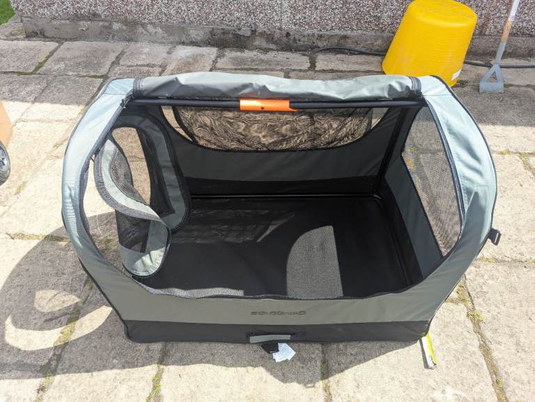 Dog crate (folding)