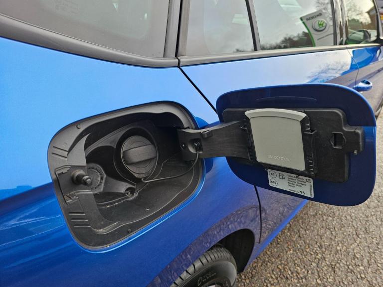 2025 Skoda Kamiq 1.0 TSI Design Edition 5dr DSG ESTATE PETROL Automatic