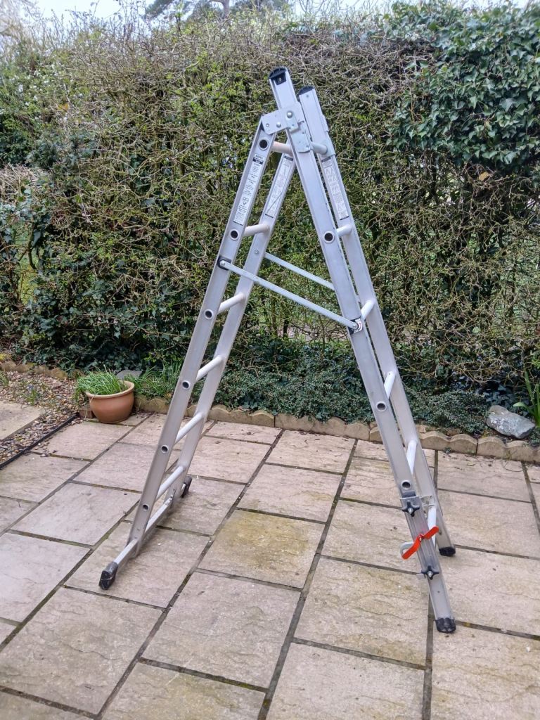 ABRU 2 section combination ladder with separate platform