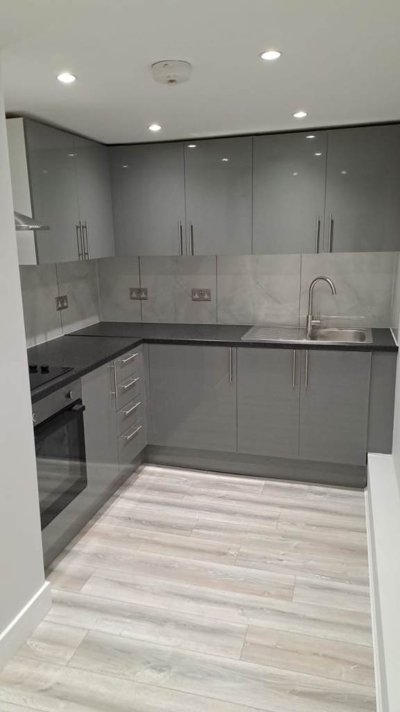 6 Ensuite Rooms Available for Corporate Let in Uxbridge UB9 6LJ