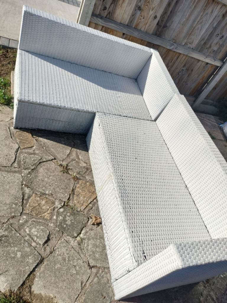 Free! Rattan Seats