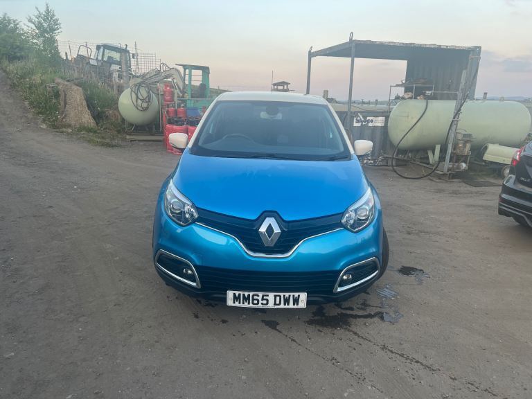 Renault, CAPTUR, Hatchback, 2015, Manual, 1461 (cc), 5 doors