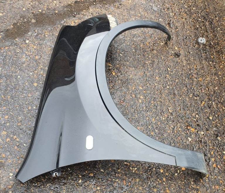 Nissan Qashqai Right Side Wing Black 2009
