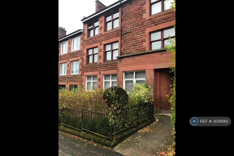 3 bedroom flat in Craigpark Drive, Glasgow, G31 (3 bed) (#3006912)