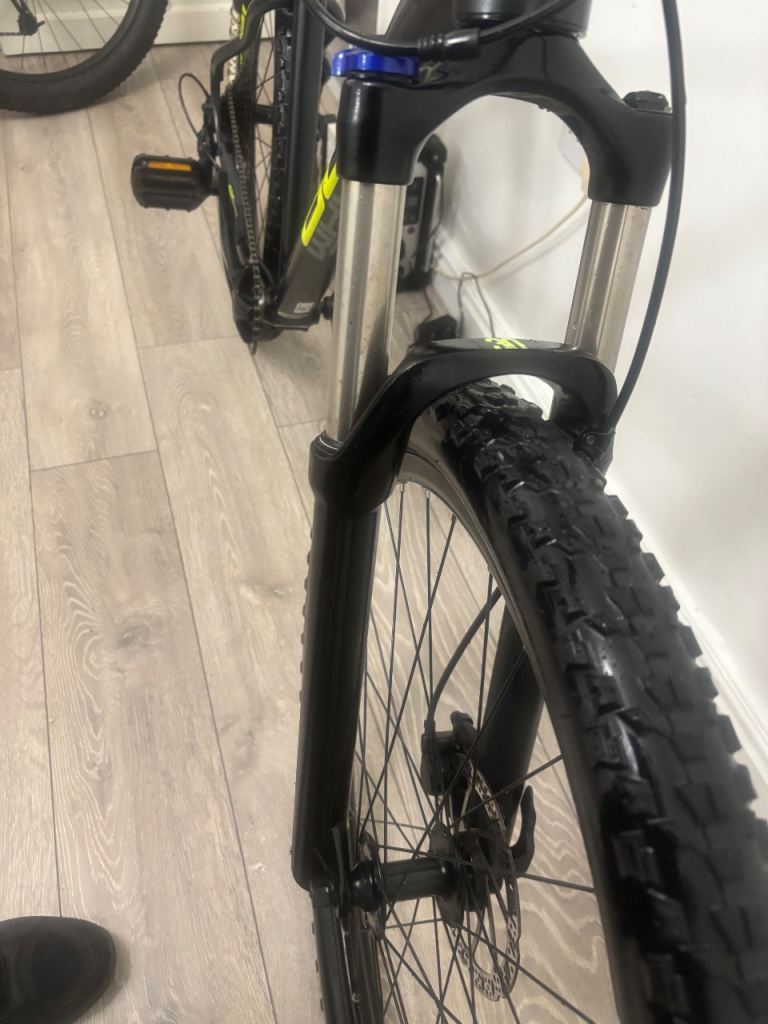 Whyte 801 Mountain Bike - Black & Yellow
