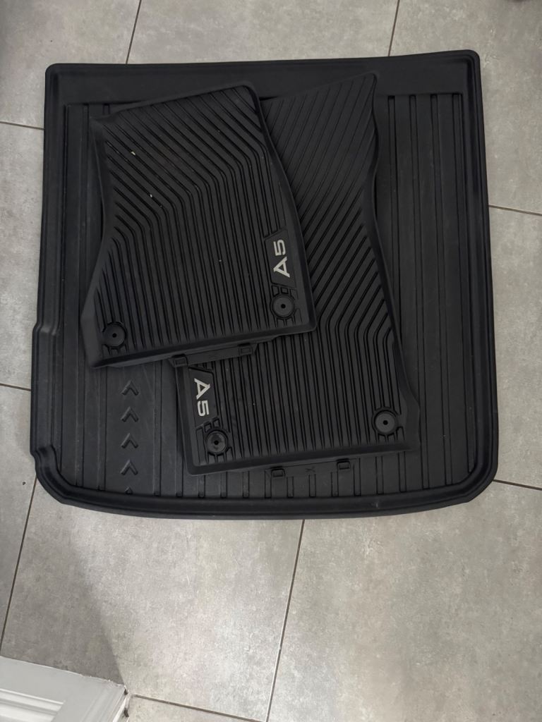 Audi Genuine Mats
