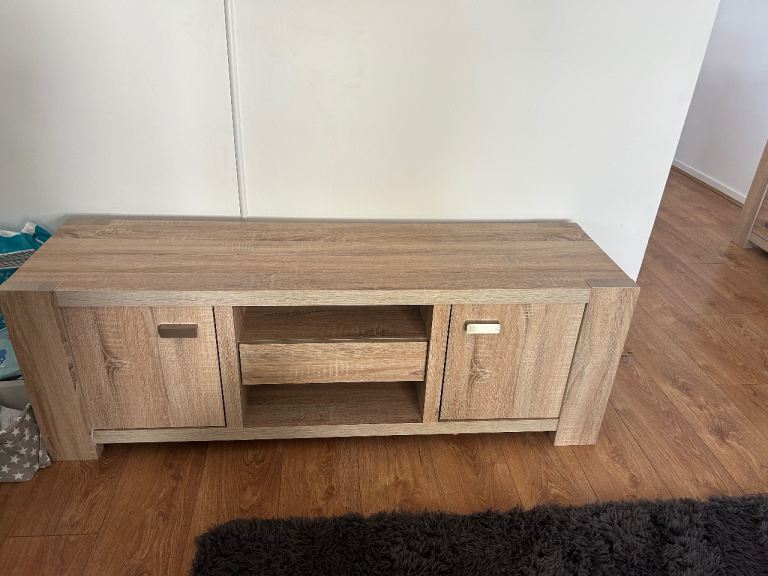 Tv stand and side unit 