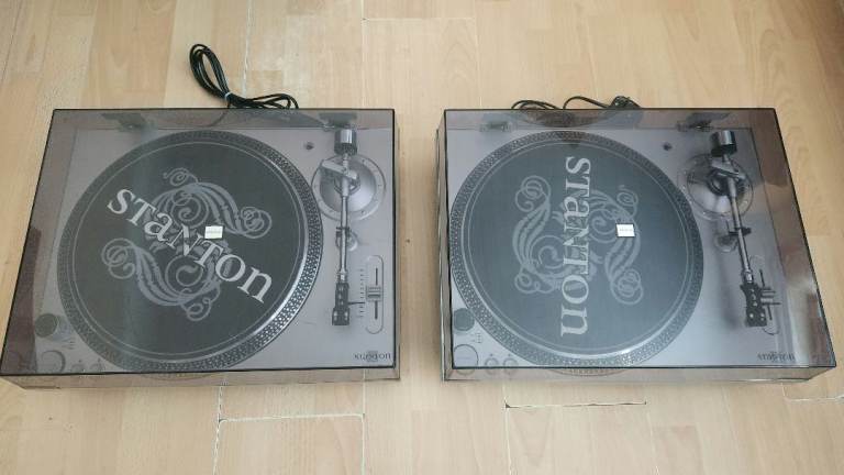 Pair of Stanton STR8-30 Direct Drive DJ Turntables